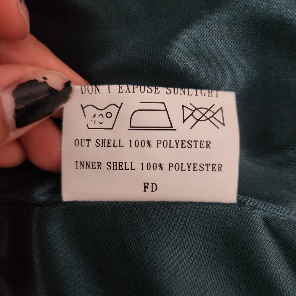 Revelry Beck Velvet Dress. Emerald. Size 0. Regular Maxi: 46 in waist to hem. Ne